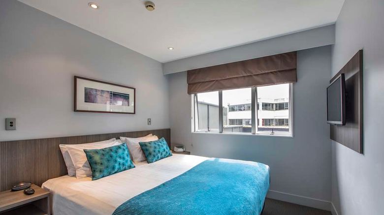 <b>Quest Newmarket Suite</b>. Images powered by <a href="https://iceportal.shijigroup.com/" title="IcePortal" target="_blank">IcePortal</a>.