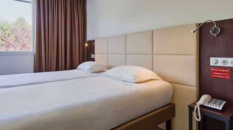 Fasthotel Caen Memorial Room