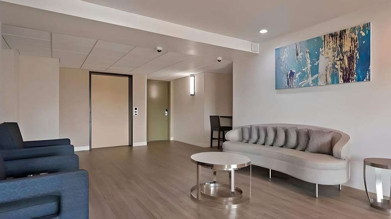 <b>Comfort Inn Hayward Lobby</b>. Images powered by <a href="https://iceportal.shijigroup.com/" title="IcePortal" target="_blank">IcePortal</a>.