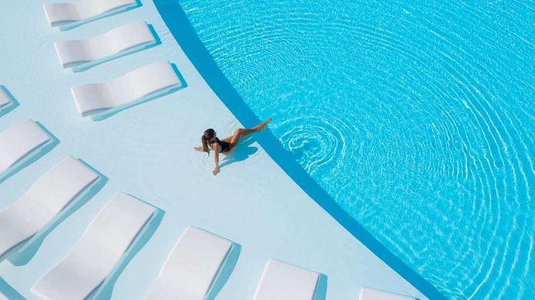 Nikki Beach Resort Spa Dubai Pool