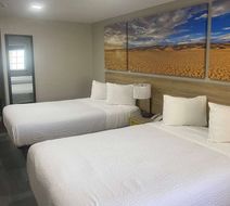 Days Inn by Wyndham El Paso West Room