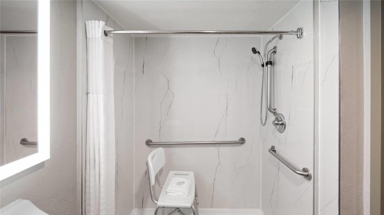 Days Inn by Wyndham El Paso West Room