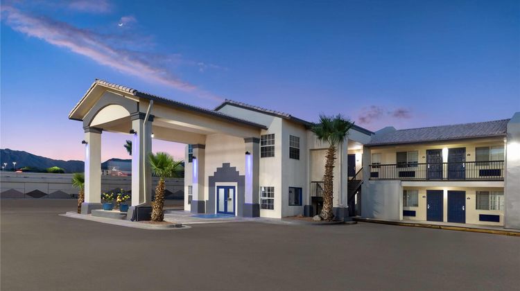 Days Inn by Wyndham El Paso West Exterior