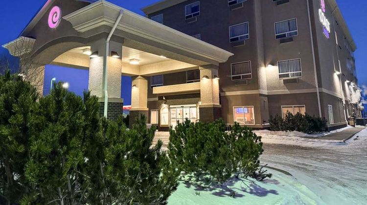 Canalta Weyburn Exterior