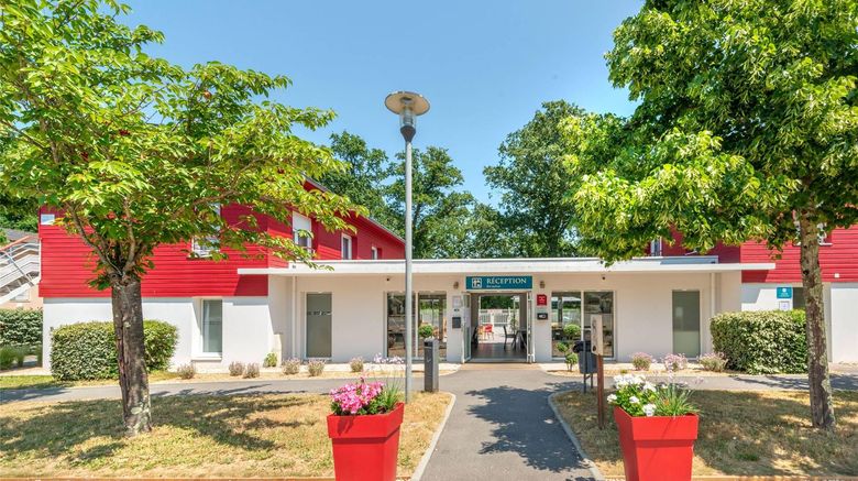 Comfort Aparthotel Nantes La Beaujoire Exterior. Images powered by <a href="https://iceportal.shijigroup.com" target="_blank" rel="noopener">Ice Portal</a>.