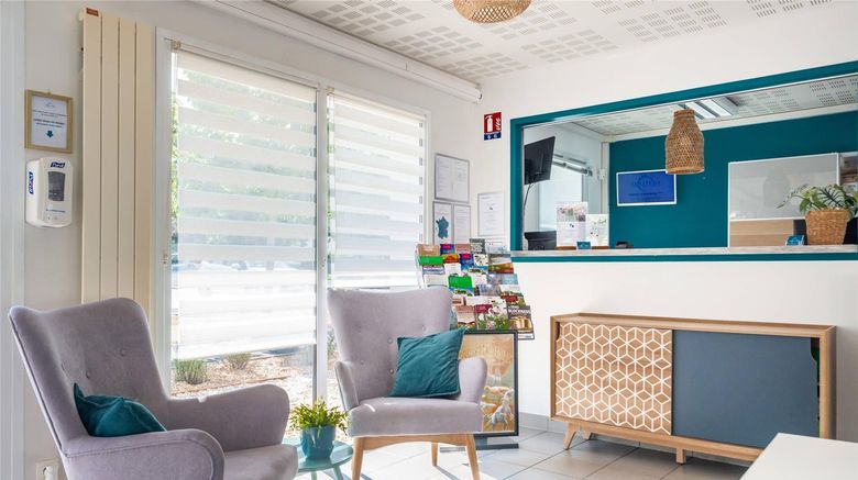 <b>Comfort Aparthotel Nantes La Beaujoire Lobby</b>. Images powered by <a href="https://iceportal.shijigroup.com/" title="IcePortal" target="_blank">IcePortal</a>.
