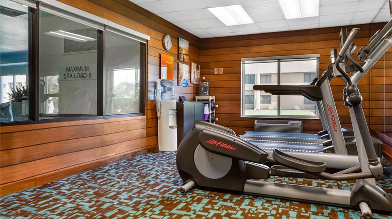 <b>Comfort Inn & Suites Health</b>. Images powered by <a href="https://iceportal.shijigroup.com/" title="IcePortal" target="_blank">IcePortal</a>.