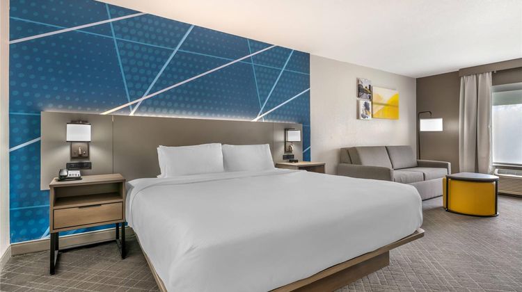 Comfort Inn & Suites Suite