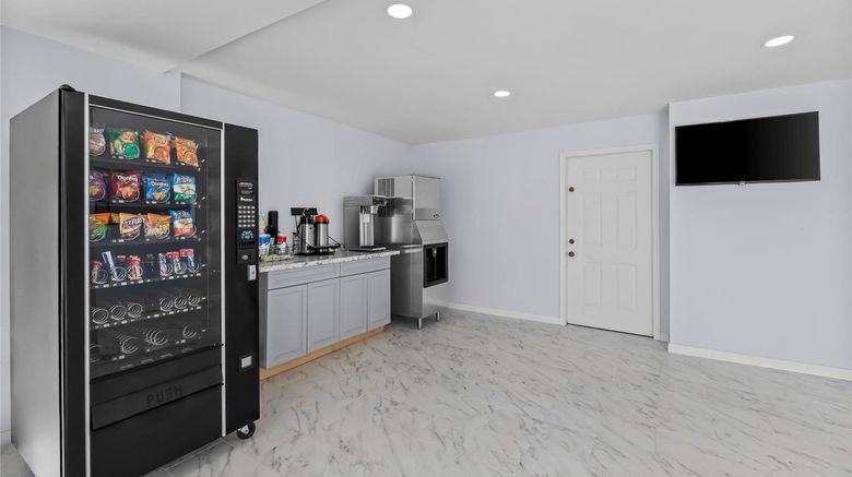 <b>Suburban Studios Newport News - Hampton Other</b>. Images powered by <a href="https://iceportal.shijigroup.com/" title="IcePortal" target="_blank">IcePortal</a>.