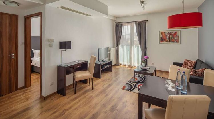 ESCALA Hotel & Suites Suite