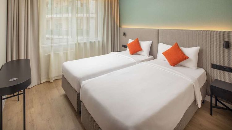 ESCALA Hotel & Suites Suite