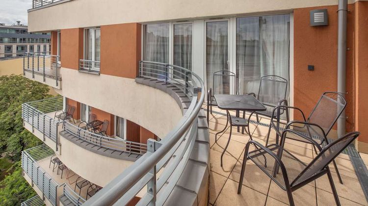ESCALA Hotel & Suites Suite