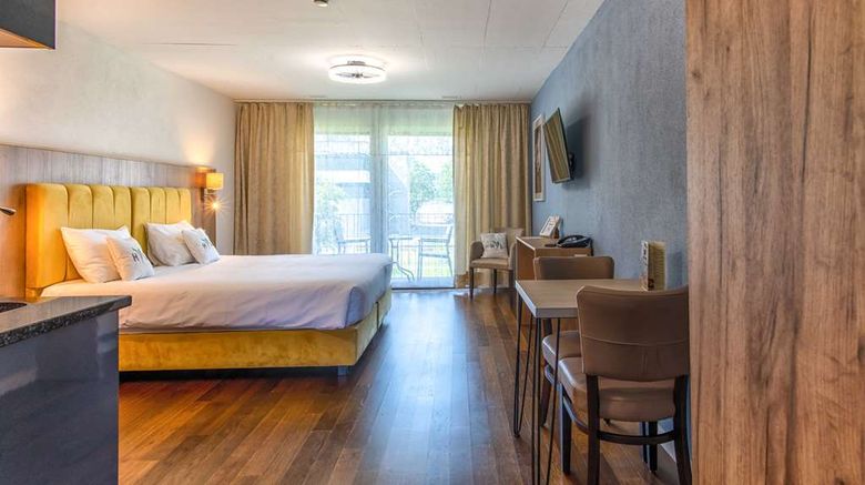 <b>Hotel Residence Loren Room</b>. Images powered by <a href="https://iceportal.shijigroup.com/" title="IcePortal" target="_blank">IcePortal</a>.