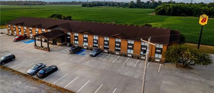 Super 8 by Wyndham Marston Exterior