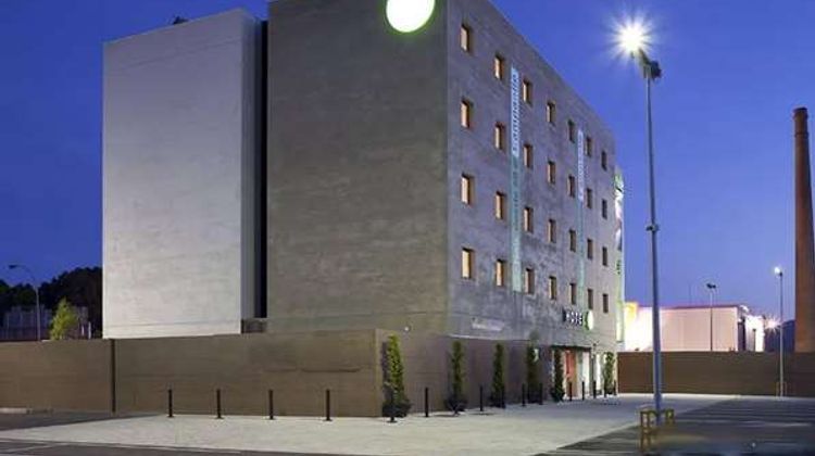 Travelodge Malaga Airport Exterior