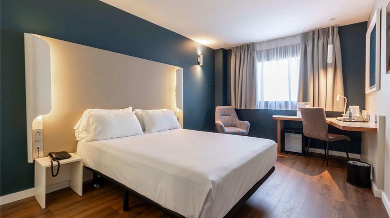<b>Campanile Malaga Airport Room</b>. Images powered by <a href="https://iceportal.shijigroup.com/" title="IcePortal" target="_blank">IcePortal</a>.