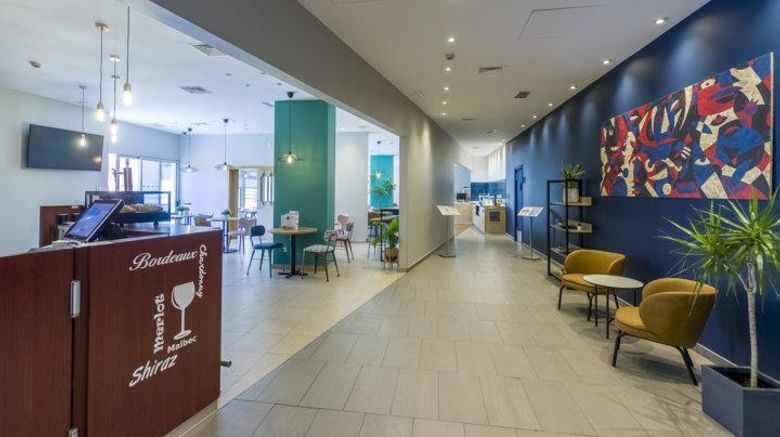 <b>Travelodge Madrid Alcala De Henares Restaurant</b>. Images powered by <a href="https://iceportal.shijigroup.com/" title="IcePortal" target="_blank">IcePortal</a>.