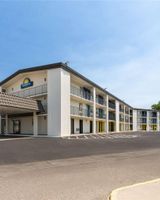 Days Inn by Wyndham Farmington