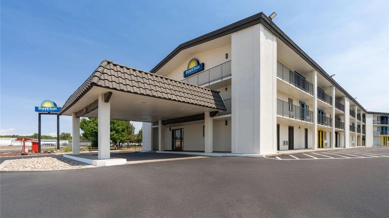 <b>Days Inn by Wyndham Farmington Exterior</b>. Images powered by <a href="https://iceportal.shijigroup.com/" title="IcePortal" target="_blank">IcePortal</a>.