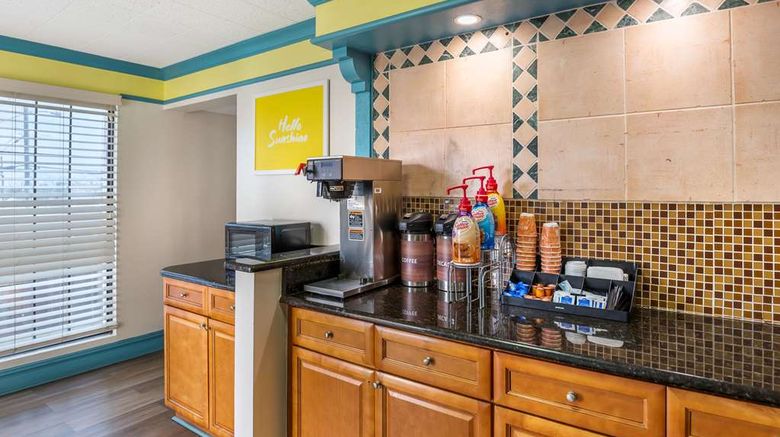 <b>Econo Lodge Richmond-North Chesterfield Restaurant</b>. Images powered by <a href="https://iceportal.shijigroup.com/" title="IcePortal" target="_blank">IcePortal</a>.