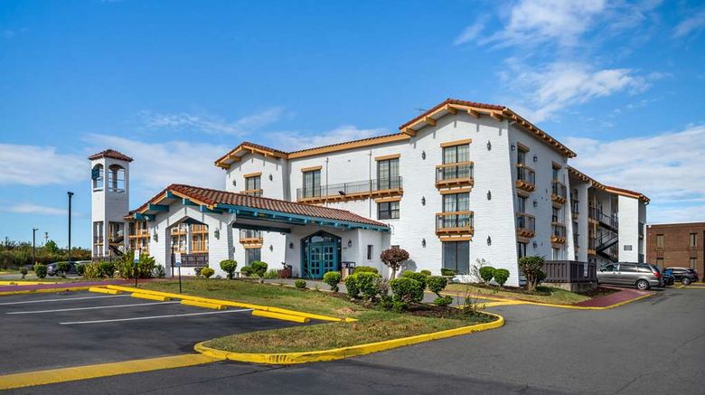 <b>Econo Lodge Richmond-North Chesterfield Exterior</b>. Images powered by <a href="https://iceportal.shijigroup.com/" title="IcePortal" target="_blank">IcePortal</a>.
