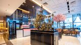 <b>Warsaw Presidential Hotel Lobby</b>. Images powered by <a href="https://iceportal.shijigroup.com/" title="IcePortal" target="_blank">IcePortal</a>.