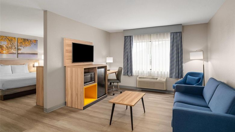 <b>Days Inn by Wyndham Coffeyville Suite</b>. Images powered by <a href="https://iceportal.shijigroup.com/" title="IcePortal" target="_blank">IcePortal</a>.