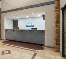 Days Inn by Wyndham Coffeyville Lobby