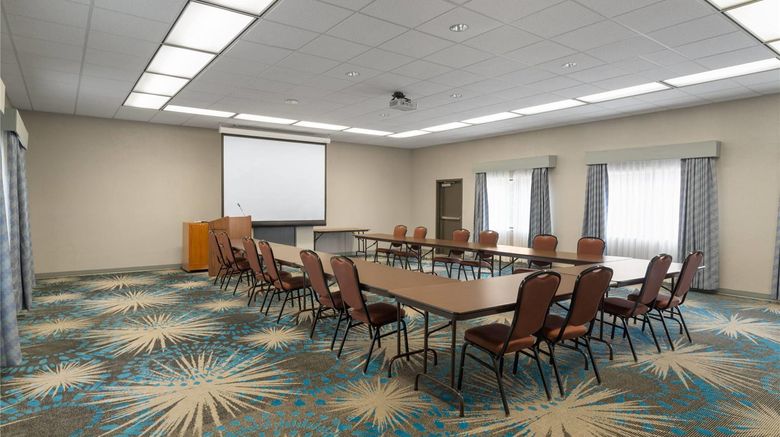 <b>Days Inn by Wyndham Coffeyville Meeting</b>. Images powered by <a href="https://iceportal.shijigroup.com/" title="IcePortal" target="_blank">IcePortal</a>.