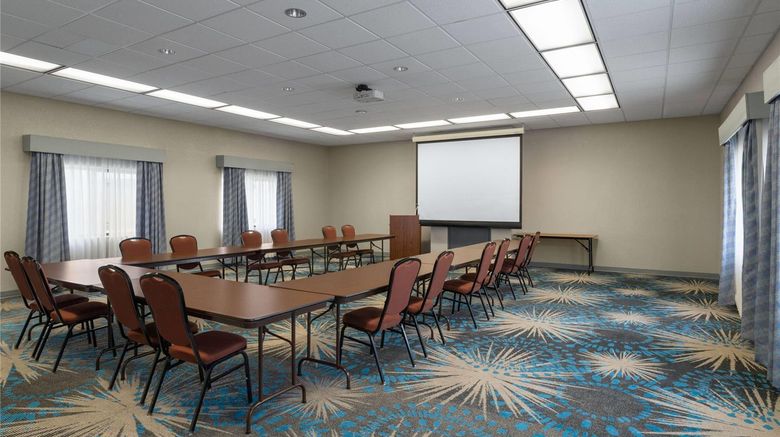 <b>Days Inn by Wyndham Coffeyville Meeting</b>. Images powered by <a href="https://iceportal.shijigroup.com/" title="IcePortal" target="_blank">IcePortal</a>.