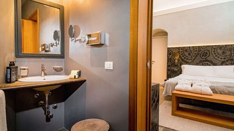 <b>Locanda Don Serafino Room</b>. Images powered by <a href="https://iceportal.shijigroup.com/" title="IcePortal" target="_blank">IcePortal</a>.