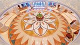 <b>The Farrington Hotel Lobby</b>. Images powered by <a href="https://iceportal.shijigroup.com/" title="IcePortal" target="_blank">IcePortal</a>.
