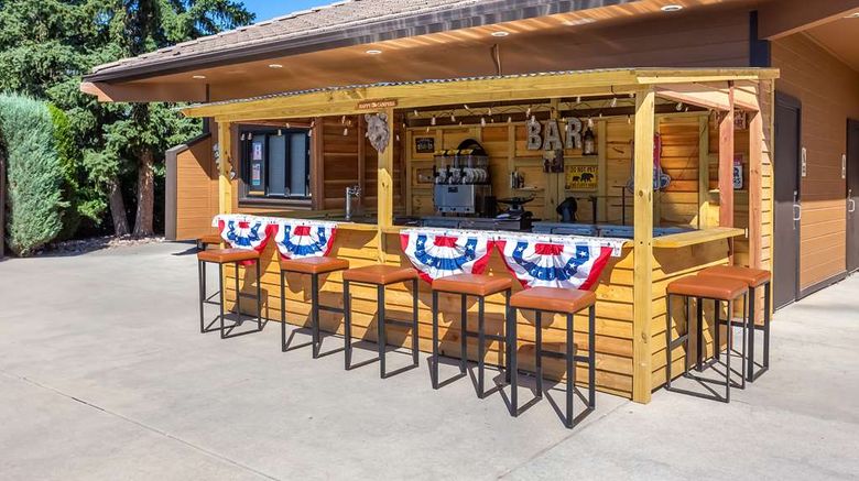 <b>Cheyenne Mountain Resort Restaurant</b>. Images powered by <a href="https://iceportal.shijigroup.com/" title="IcePortal" target="_blank">IcePortal</a>.