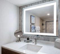 Cheyenne Mountain Resort Room