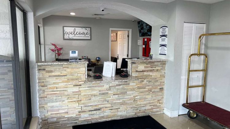 Baymont by Wyndham Orlando Downtown Lobby