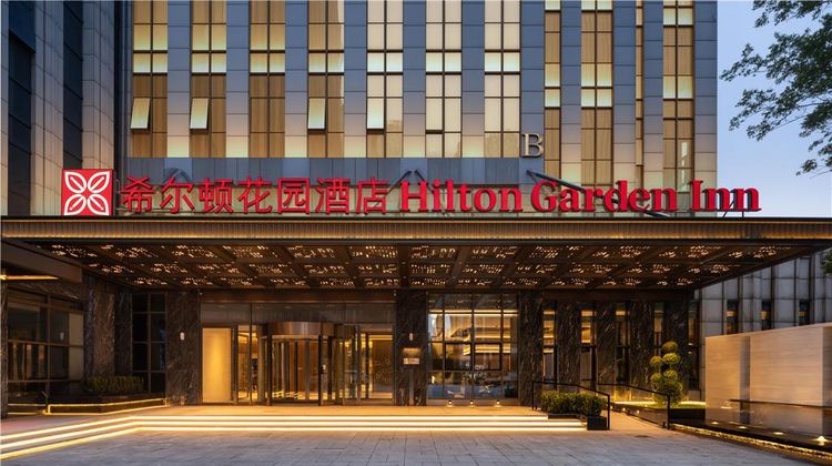 Hilton Garden Inn Jinan Olympic Center Exterior
