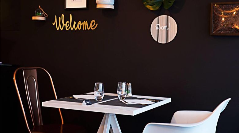 <b>Clarion Aparthotel Toulouse Restaurant</b>. Images powered by <a href="https://iceportal.shijigroup.com/" title="IcePortal" target="_blank">IcePortal</a>.