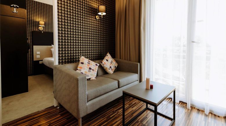 <b>Clarion Aparthotel Toulouse Room</b>. Images powered by <a href="https://iceportal.shijigroup.com/" title="IcePortal" target="_blank">IcePortal</a>.