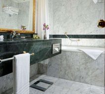 Grand Hotel Bucharest Room