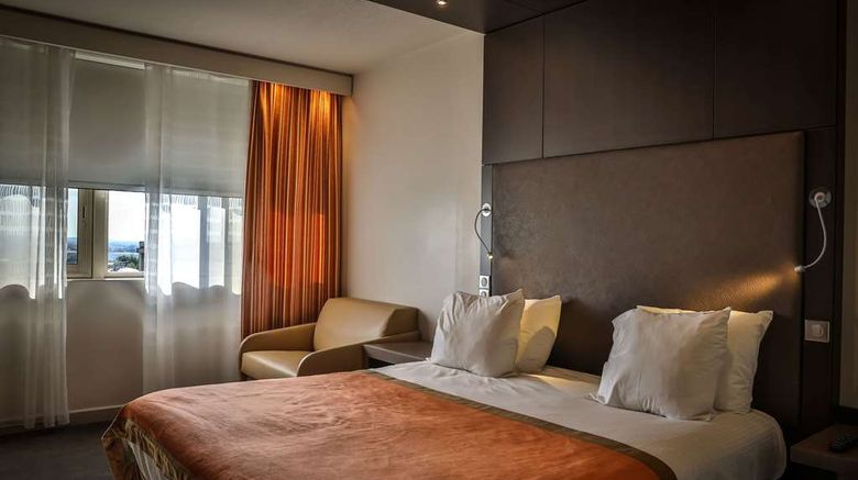 <b>Hotel Vatel Room</b>. Images powered by <a href="https://iceportal.shijigroup.com/" title="IcePortal" target="_blank">IcePortal</a>.