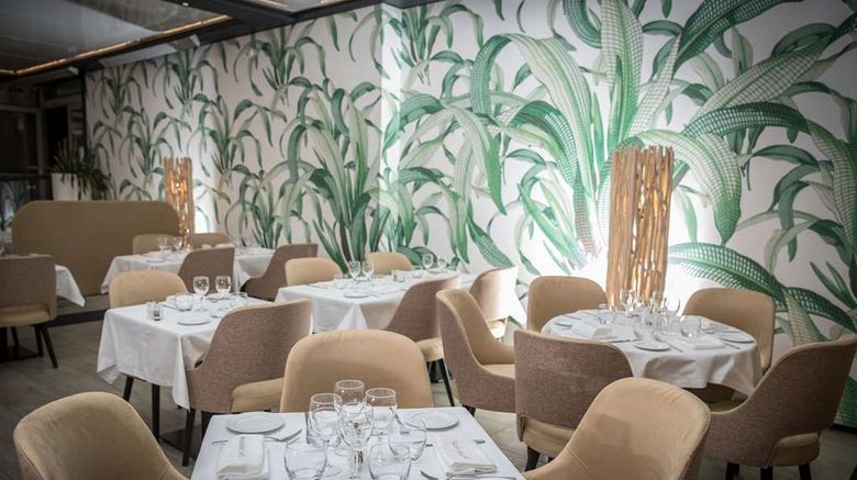 <b>Hotel Vatel Restaurant</b>. Images powered by <a href="https://iceportal.shijigroup.com/" title="IcePortal" target="_blank">IcePortal</a>.