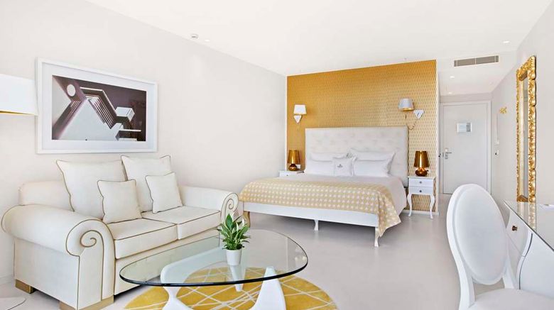 <b>Portals Hills Boutique Hotel Suite</b>. Images powered by <a href="https://iceportal.shijigroup.com/" title="IcePortal" target="_blank">IcePortal</a>.