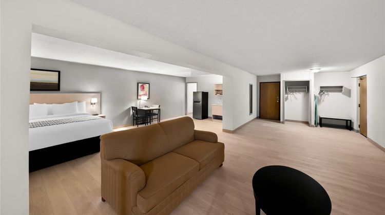 Suburban Studios Suite