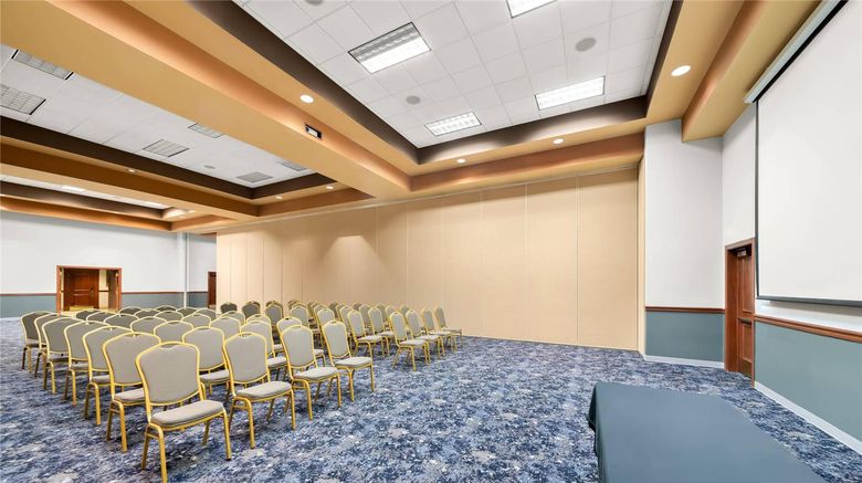 <b>Suburban Studios Meeting</b>. Images powered by <a href="https://iceportal.shijigroup.com/" title="IcePortal" target="_blank">IcePortal</a>.