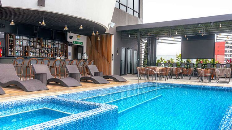 DoubleTree by Hilton Guayaquil Pool