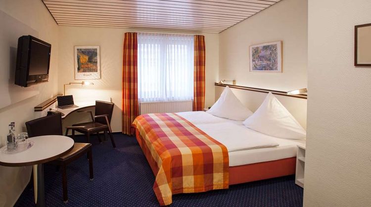 Centro Hotel Goya Wolfsburg Room