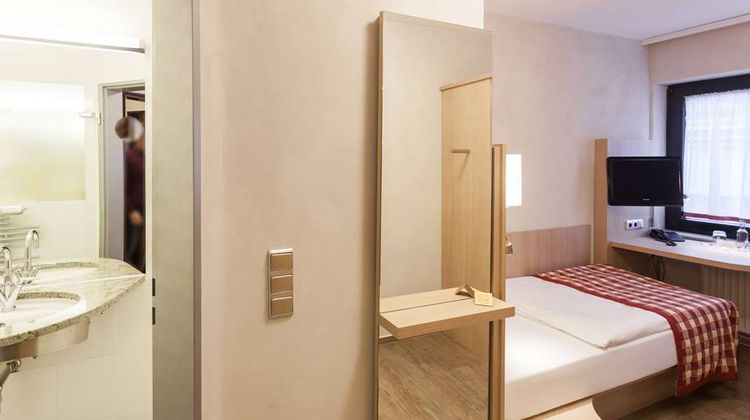 Centro Hotel Goya Wolfsburg Room