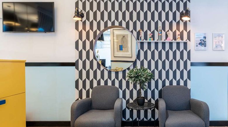 <b>Hotel Augustin-Astotel Lobby</b>. Images powered by <a href="https://iceportal.shijigroup.com/" title="IcePortal" target="_blank">IcePortal</a>.