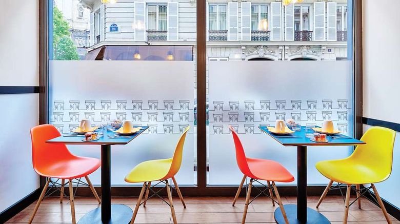 <b>Hotel Augustin-Astotel Restaurant</b>. Images powered by <a href="https://iceportal.shijigroup.com/" title="IcePortal" target="_blank">IcePortal</a>.
