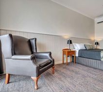 City Oasis Inn Room
